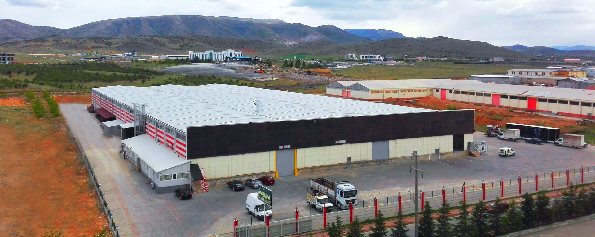 Cam Balkon Sistemleri